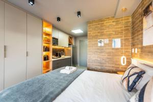 Studio c Piscina na Cobertura no Sumaré - G1-103