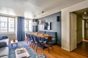 UrbanFlat 131 - Amazing apartment in the center of Paris
