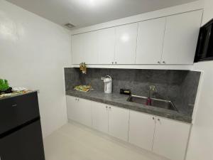 Buddys, Fully Airconditioned