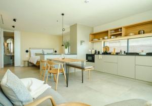 oceanHUTS Coxos Adults Only