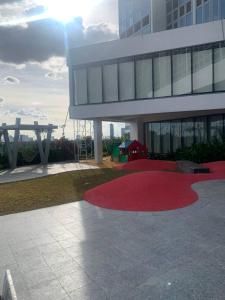 2 bedroom Luxury Condo in Eastwood with Scenic City view, unli wifi and netflix