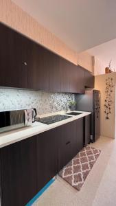 Cozy Stay Aeon Towers Chic Studio