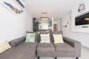 Comfortable House in Trou-aux-Biches with Terrace