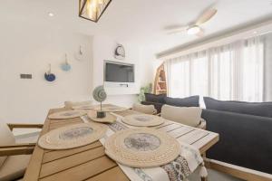 Comfortable House in Trou-aux-Biches with Terrace