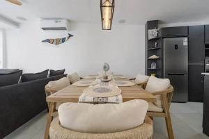 Comfortable House in Trou-aux-Biches with Terrace