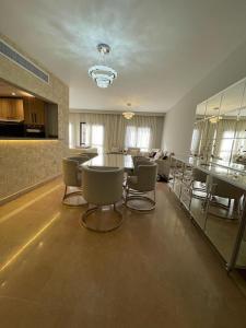 Beverly hills westtown