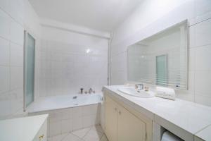 Pleasant 2 bedroom close to the center of Cannes