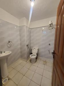 Premier homes w free parking n lift