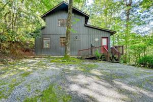 Artists Retreat at Sky Valley with Balcony and Deck