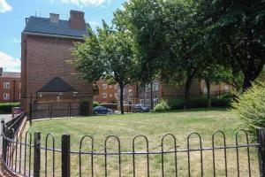 Open plan stylish urban flat