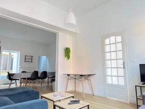 Les arts chambres 5 SDB privatif 2 eme etage