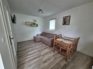 Domek u Loni - z tarasem w zacisznym centrum nad morzem z parkingiem