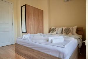 Apartment near a Metro Station