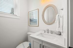 Beach View Paradise - New Anna Maria Island Home