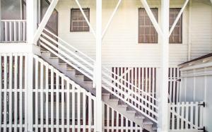Wicker Cottage by Tybee Cottages