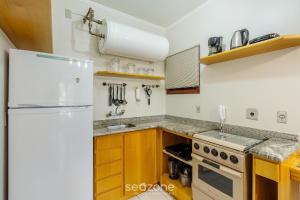 Apto 300m do lago negro em GramadoRS RLN0104