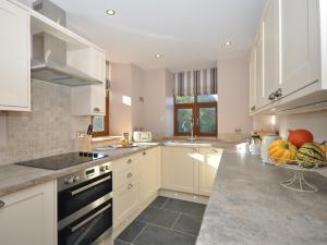 2 bed in Abergavenny 65965