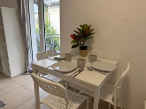 Gemütliche Monteurwohnung in Offenbach mit Küche und Balkon