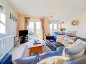 3 Bed in Shanklin IC113