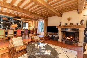 La Maison de la Corniche Enjoy an Authentic Stay in Normandy - 8 Pax