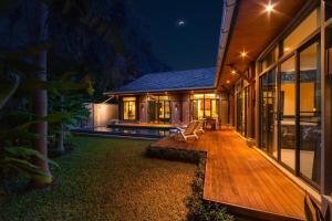 VILLA FLORES 3BR Private Pool 10 min to Nai Harn