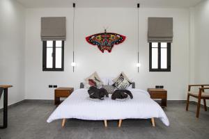 Villa Matara - Large & Stylish 5 Bedrooms with Pool