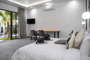 Villa Matara - Large & Stylish 5 Bedrooms with Pool