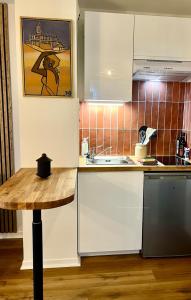 Savannah - apartment with balcony and parking