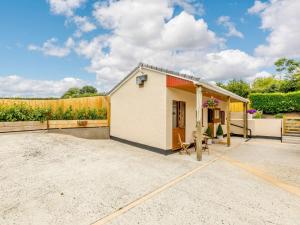 1 Bed in South Molton 89089