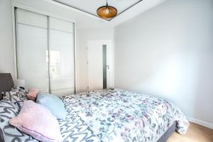 Apartament GB przy PCK 3A z bezpłatnym parkingiem by Gingerbread Apartments