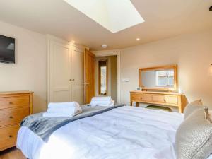 2 Bed in Welburn 81551