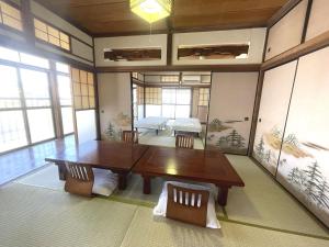 Japanese Tiger and Dragon Room For-R Funakoshi 2