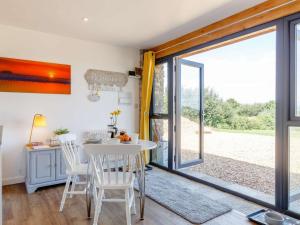 1 Bed in Kewstoke 78986