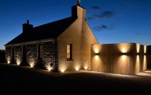 Peedie Orkney Cottage