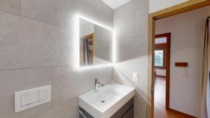 Apartment Chavallera 36