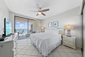 Pelican Pointe 1203