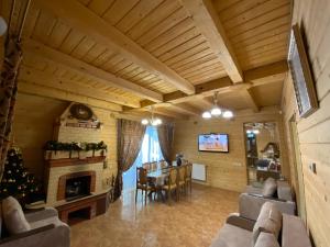 Підгорянка