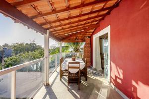 Casa com churrasqueira a 1km da praia do Curral