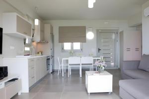 Sunny Villa Ilios Over Mikros