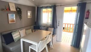 Chez Seb et Sarah - Bungalow Paisible aux Viviers