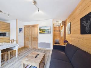 Appartement au centre des Gets avec balcon, proche pistes, commerces et activités, 45 couchages - FR-1-623-191