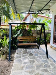 Dinadi Villa