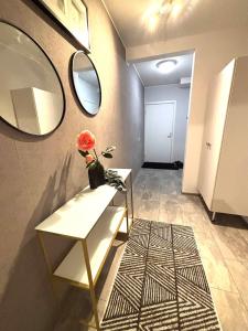 Stylish two-rooms and kitchen apartment 66 m2