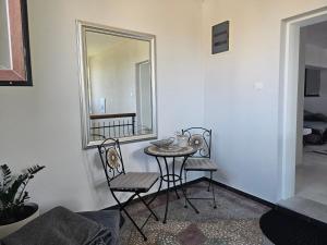 Jois Apartments Periam