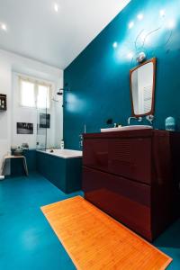Stylish Brera Penthouse only Private Room Milan