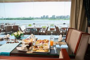 Nile Transport Hotel