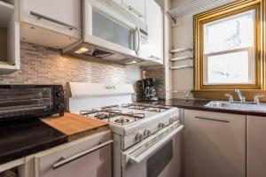 Urban Hipster MicroSpace PrivateBathDeck Fishtown