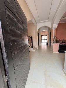 VILLA AVEC PISCINE PRIVATIVE SANS VIS à VIS