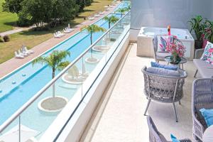 Cozy 2BD Condo, Stunning Views, Jacuzzi