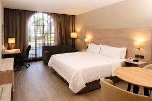Holiday Inn Express Monterrey Galerias-San Jeronimo by IHG